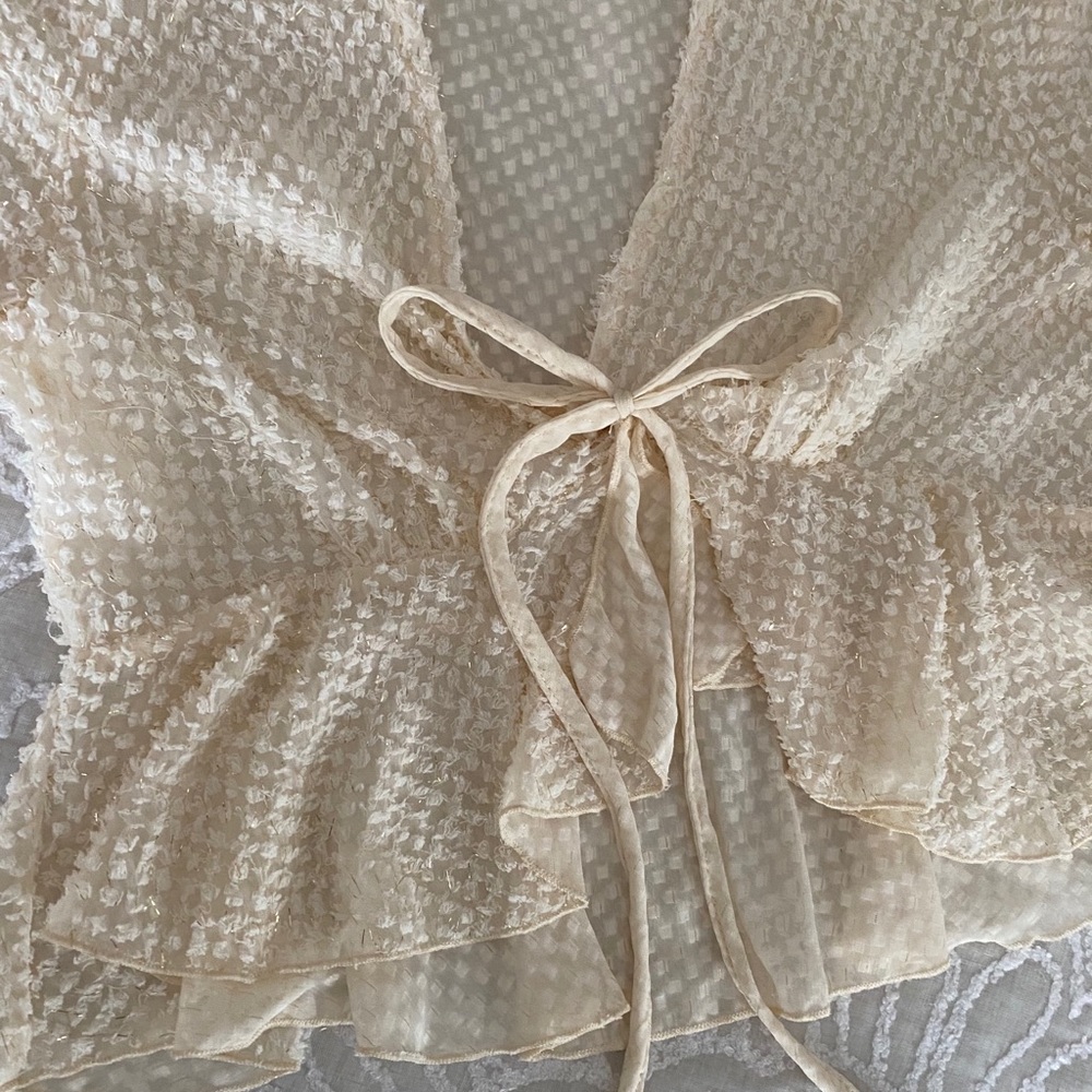 Cream Top - Picture 10 of 11